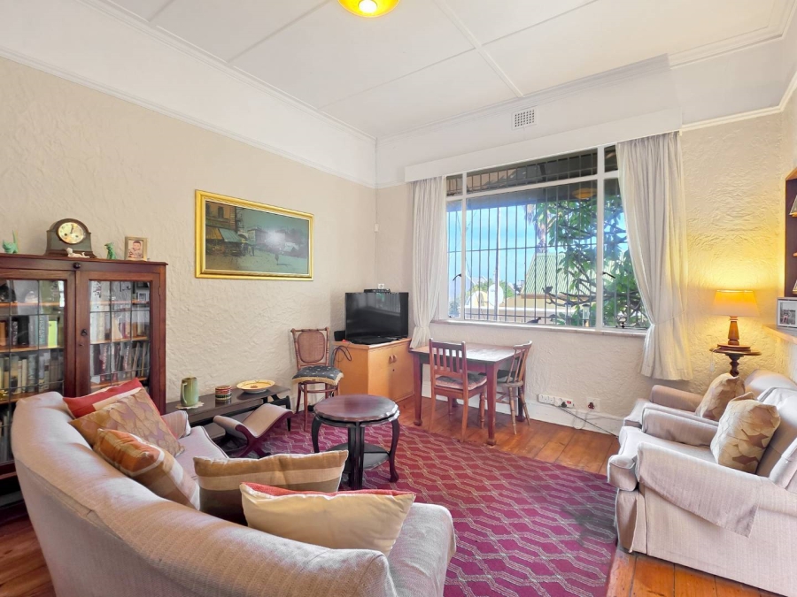 3 Bedroom Property for Sale in Sea Point Western Cape